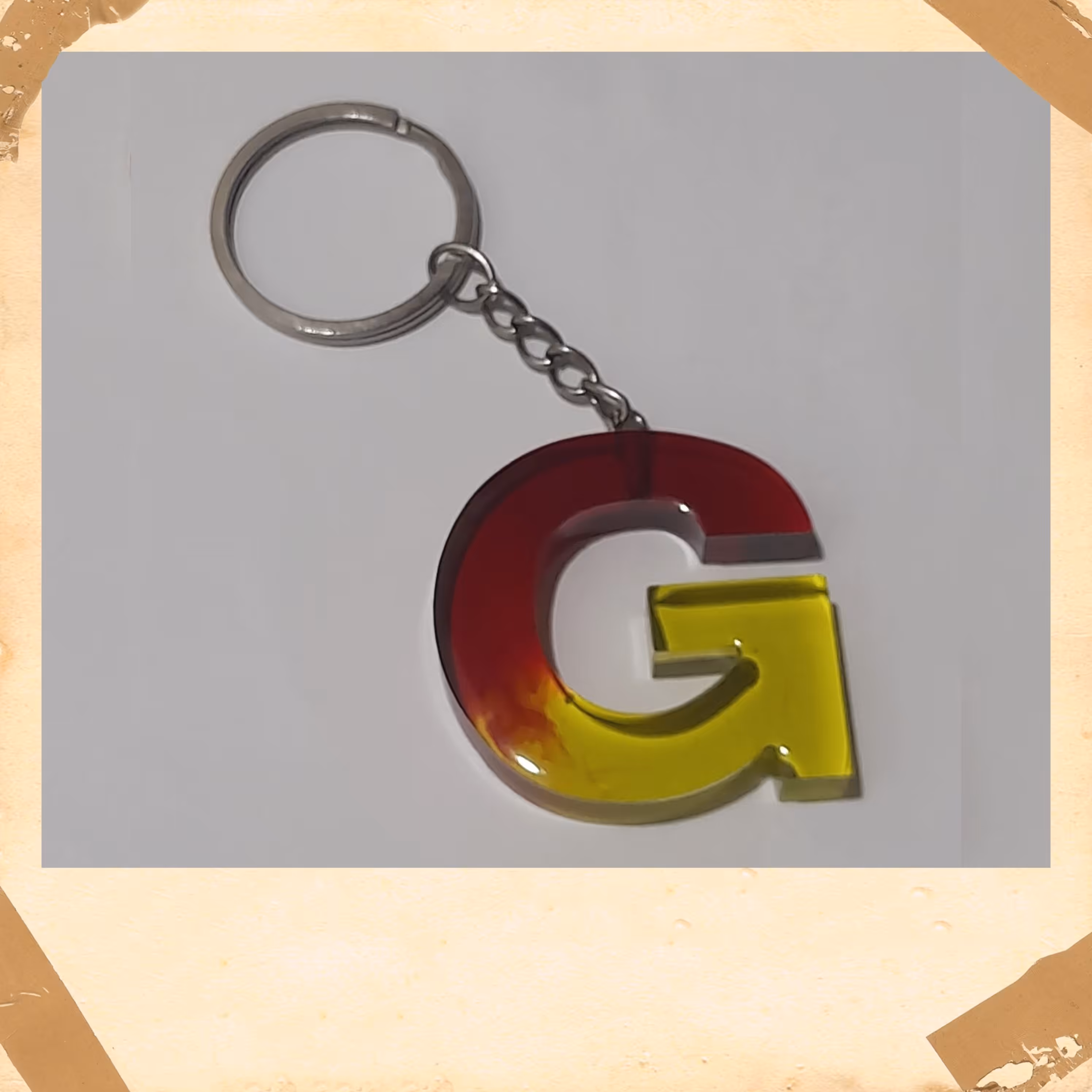 جاسویچی رزینی حروف انگلیسی G دو رنگ شفاف