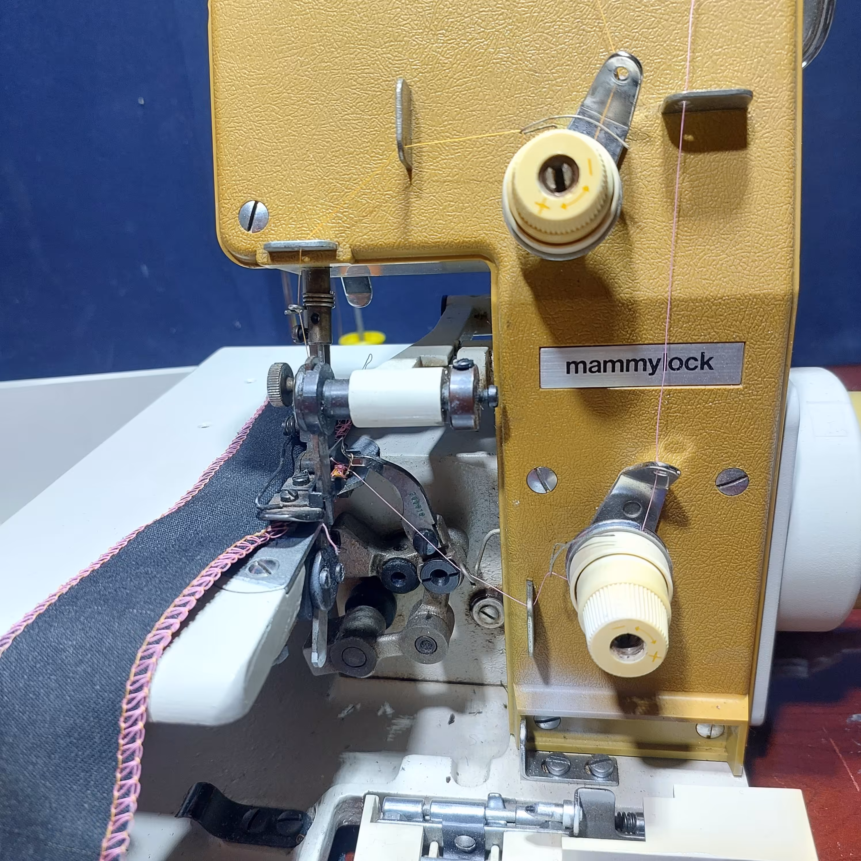 سردوز  2نخ  بُرادر مامی لوک ژاپن  قوی  بسیار دوخت عالی سنگین  طراحی ژاپن 