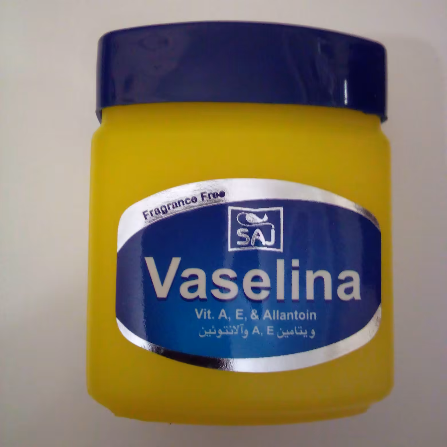 وازلین ویتامینه ساج
