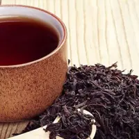 اسانس مایع چای سیاه برند آلمانی در بسته 100گرمی