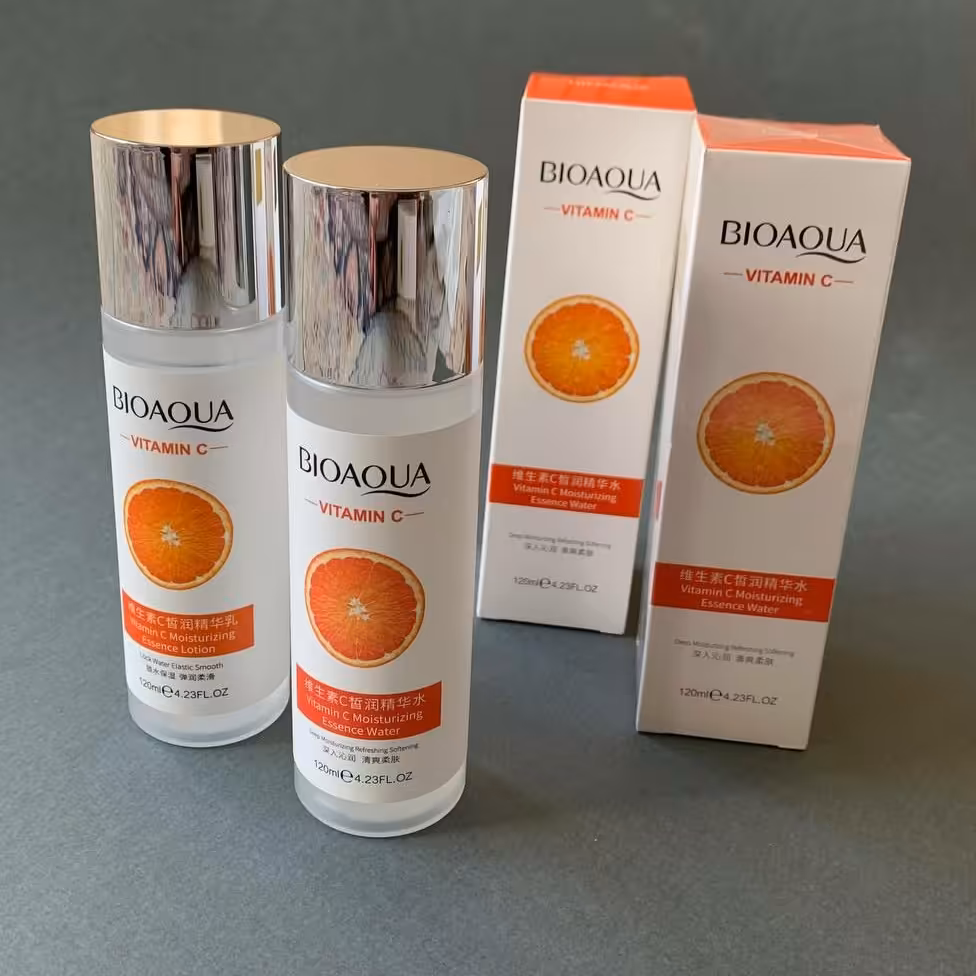 تونر ویتامین سی حاوی عصاره پرتقال