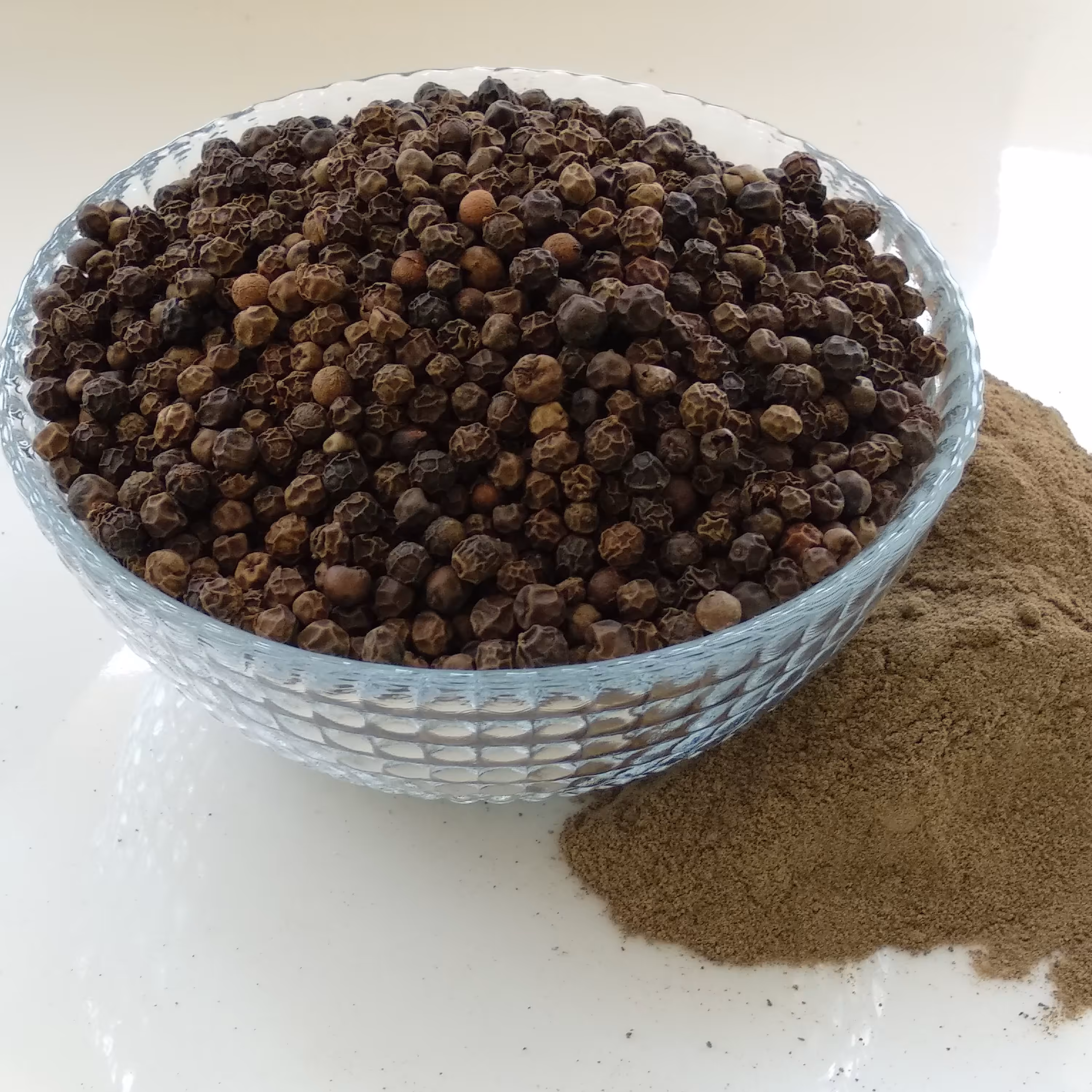 پودر فلفل سیاه(کاملا خالص) بسته 1000 گرمی