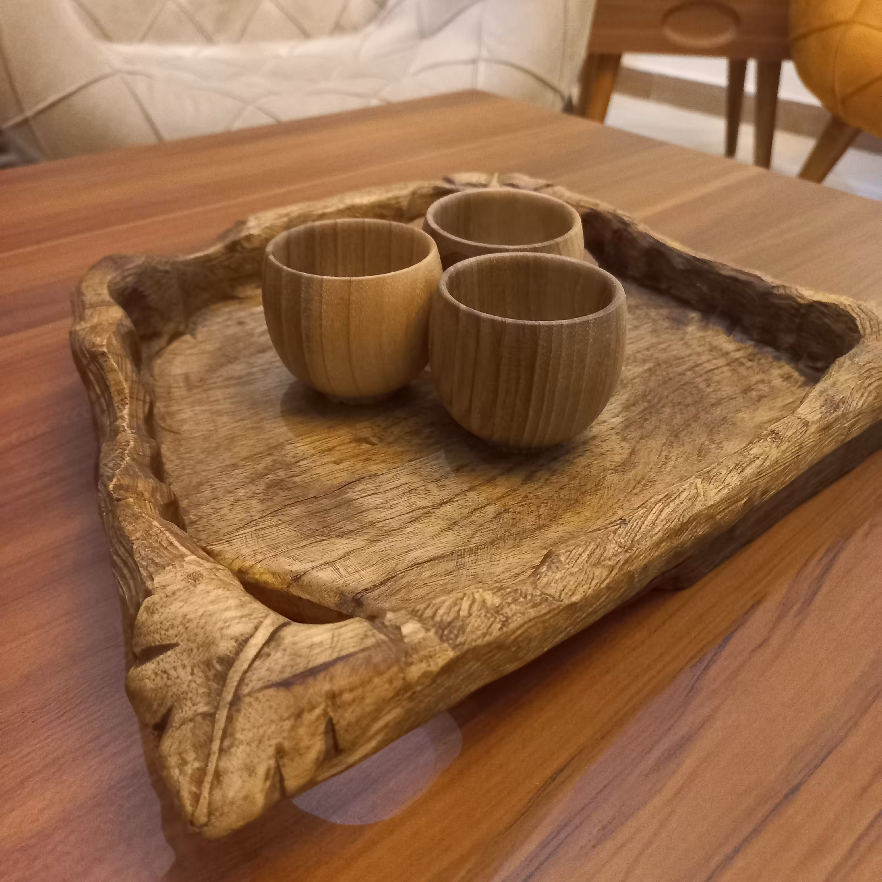سینی دستسازمنبت کاری شده دفرمه