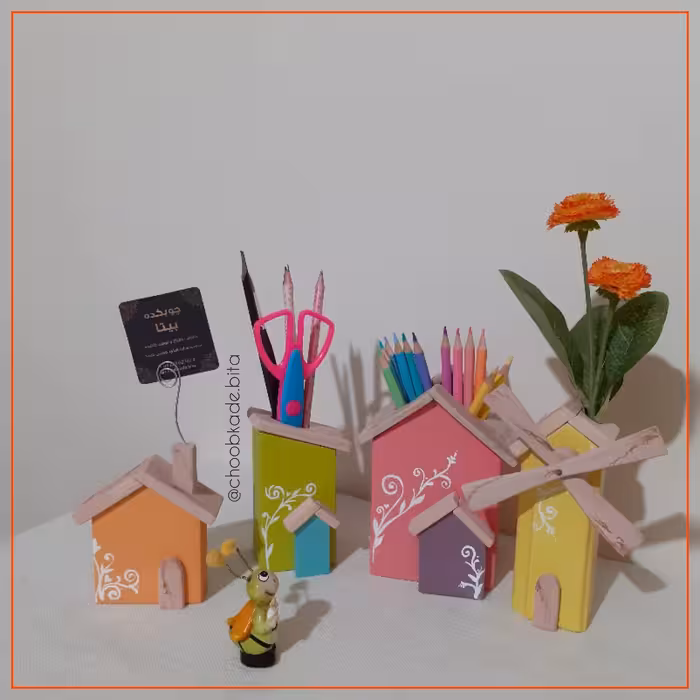 جامدادی چوبی  به رنگ پاستیلی 