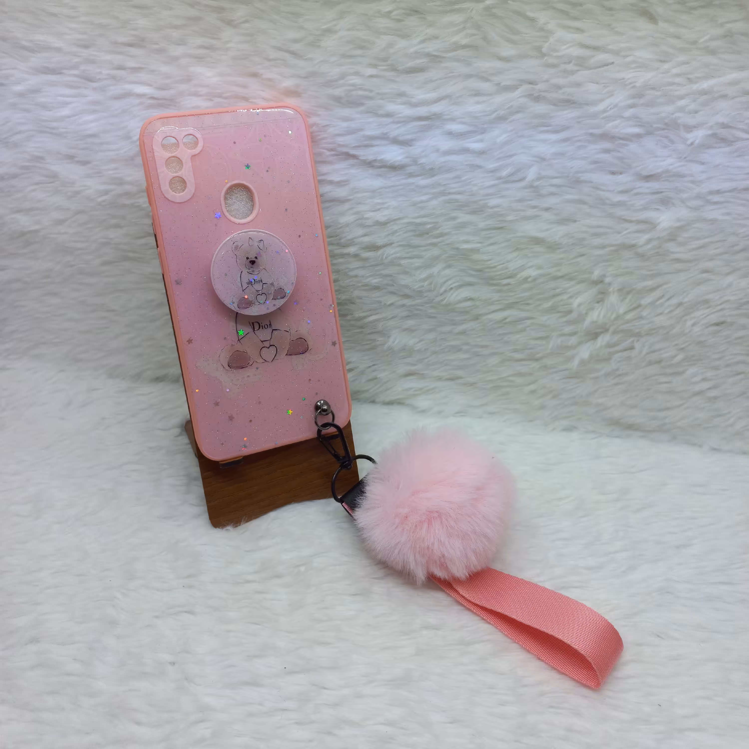 گارد دخترانه پام پام مناسب گوشی سامسونگ A11 و M11 به همراه بند پام و پاپ سوکت طرح پاندا