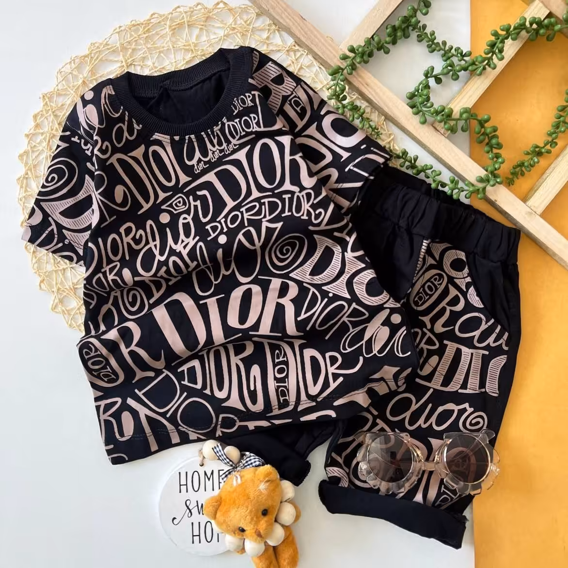 تیشرت شلوارک گوش دی او ار