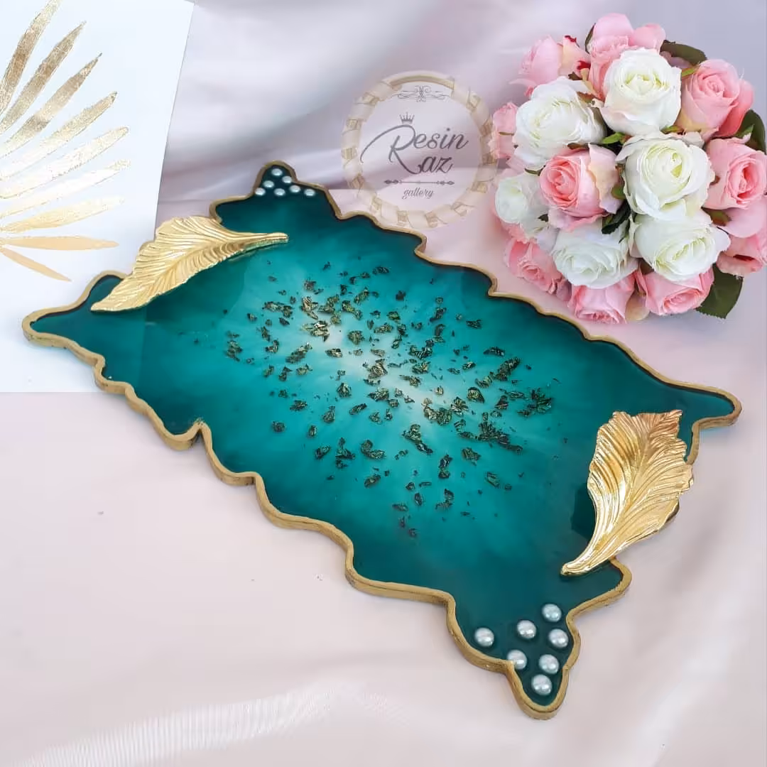 سینی پذیرایی رزینی ابعاد 36 در 26 طرح دفرمه رنگ سبز یشمی