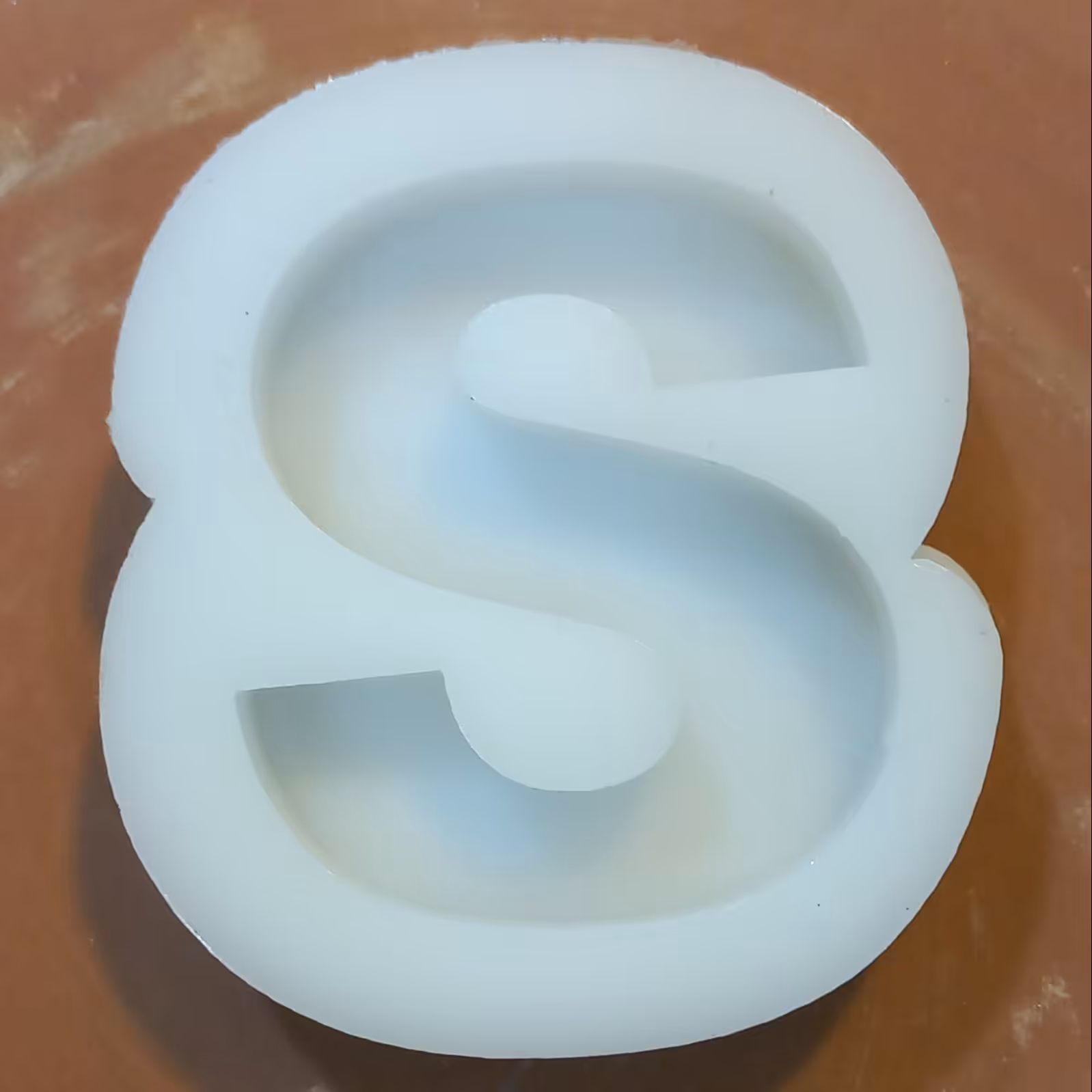 قالب سیلیکونی حرف S