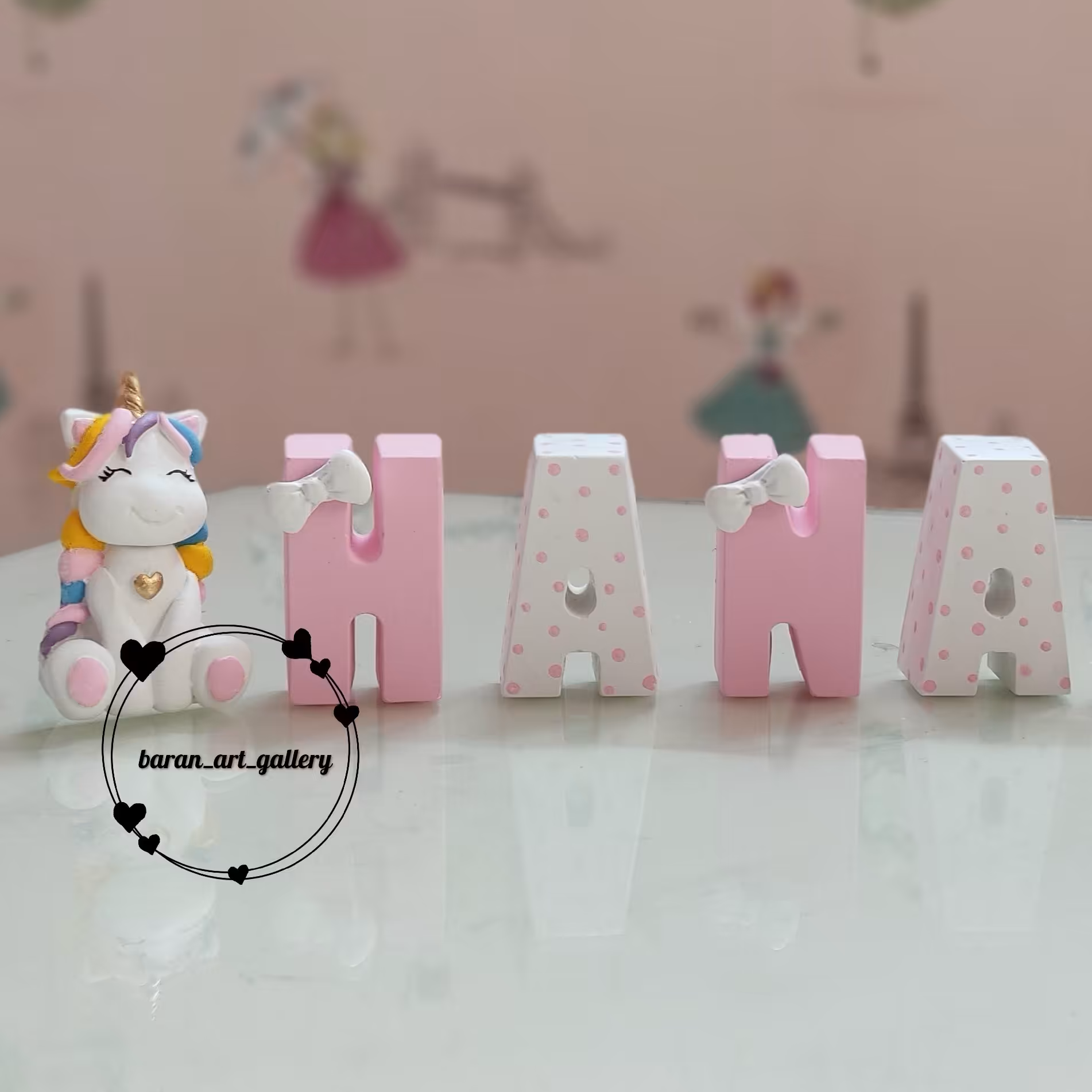 اسم دکوری خال خالی و یونیکورن