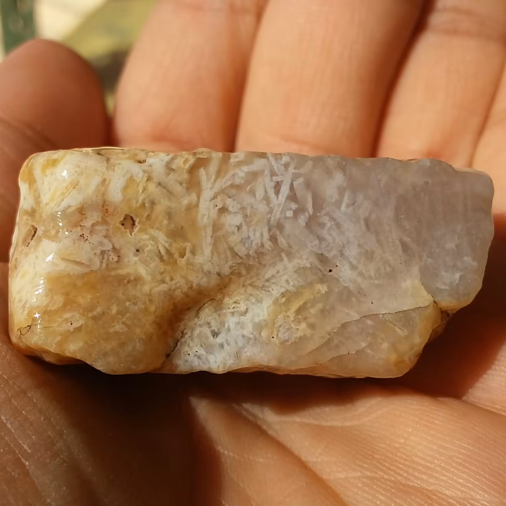 سنگ راف عقیق رتایل دار خاااص 100در 100 طبیعی محشر زیبااا شاهکار خلقت