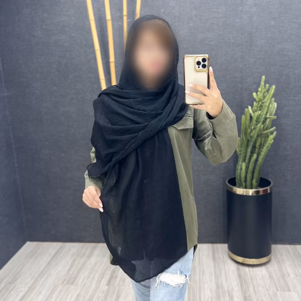 شال پلیسه مشکی جنس نخ پلیسه بسیار سبک و راحت  با 7 روز مهلت مرجوعی به هر دلیلی 