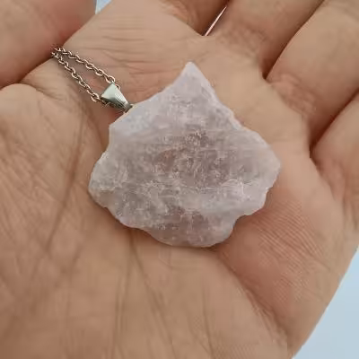 گردنبند رزکوارتز راف معدنی م520