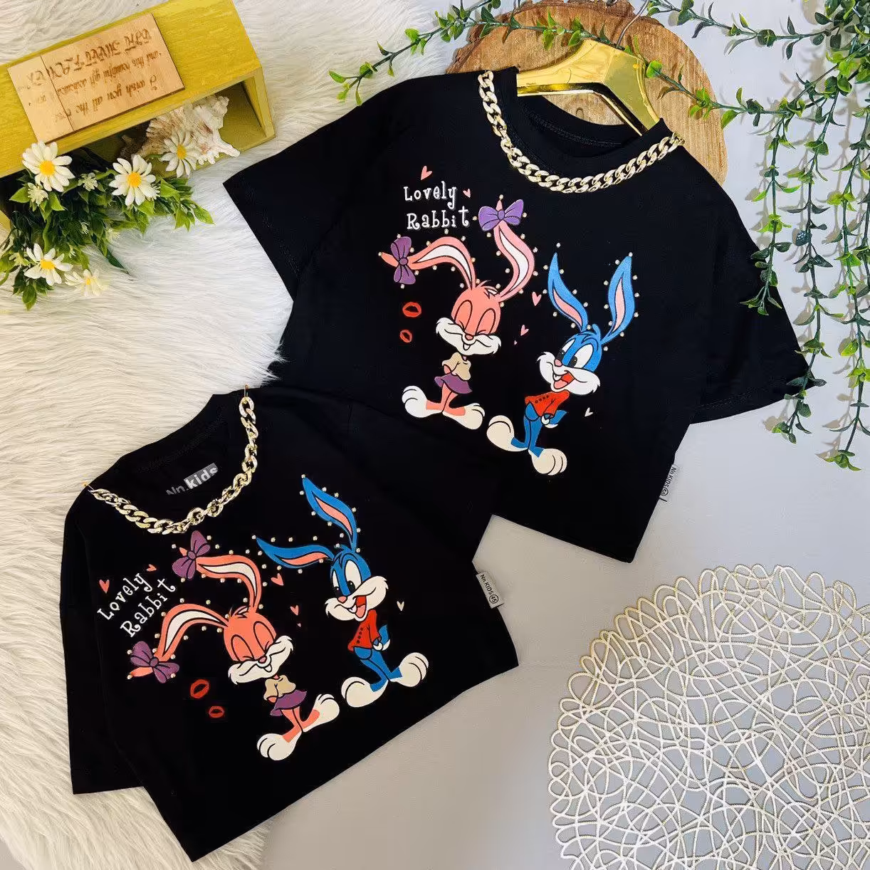 کراپ تک دخترانه مشکی طرح خرگوش 