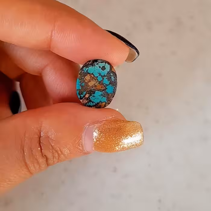 سنگ فیروزه اصل نیشابور    خواص دار و دارای خاصیت سنگ درمانی 