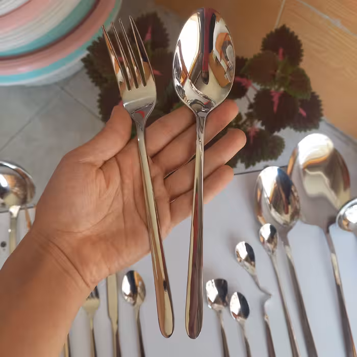 سرویس قاشق و چنگال یونیک مدل دونا