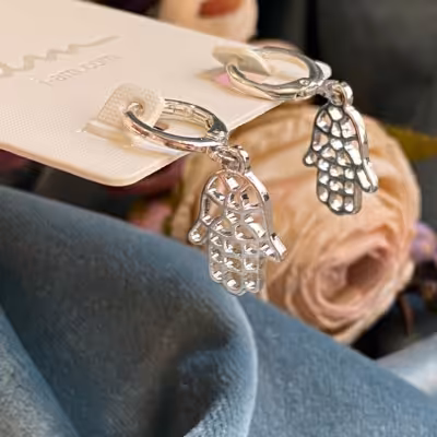 گوشواره دخترانه زیبا ضد حساسیت بینظیر برای کادو تولد