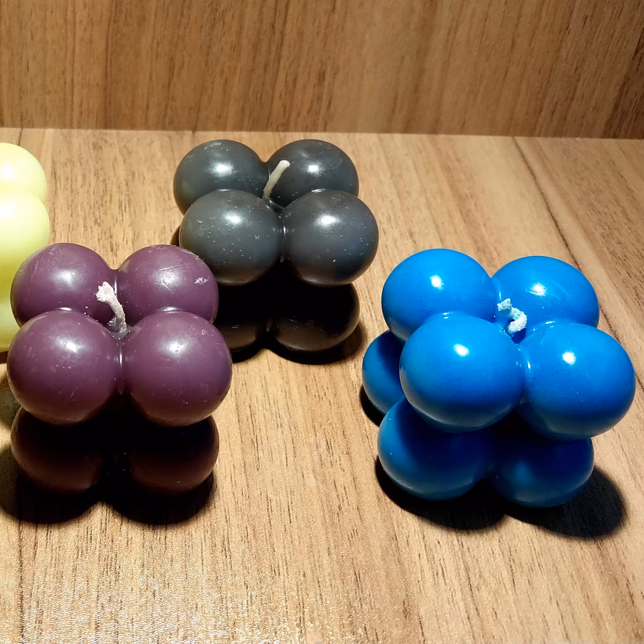 شمع دستساز روبیک 4 در 4  در رنگهای متنوع زیبا در 6 رنگ متنوع