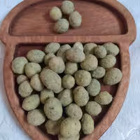 بادام زمینی روکش دار طعم پیاز جعفری 250گرمی 