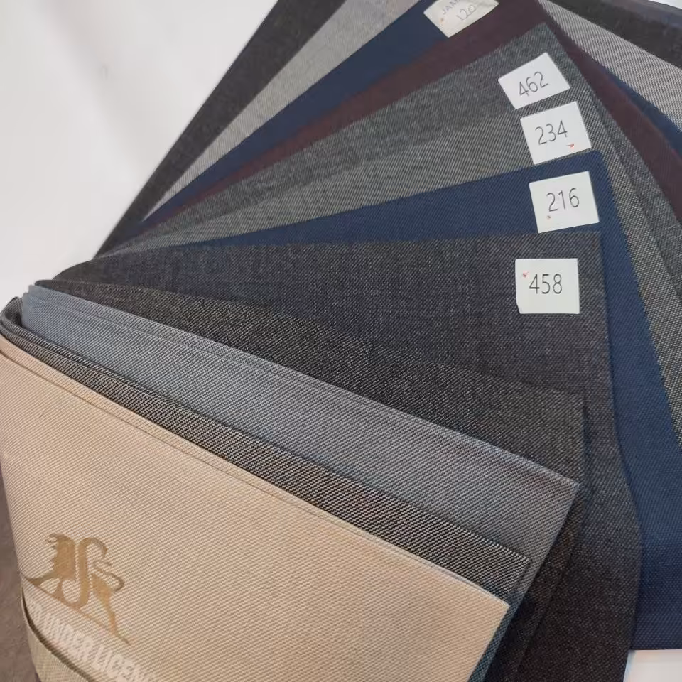 پارچه فاستونی فیلافیل مطهری 45 درصد پشم استرالیا و 55 درصد نخ آلمان و تحت لیسانس کلی سلد اینگلیس 