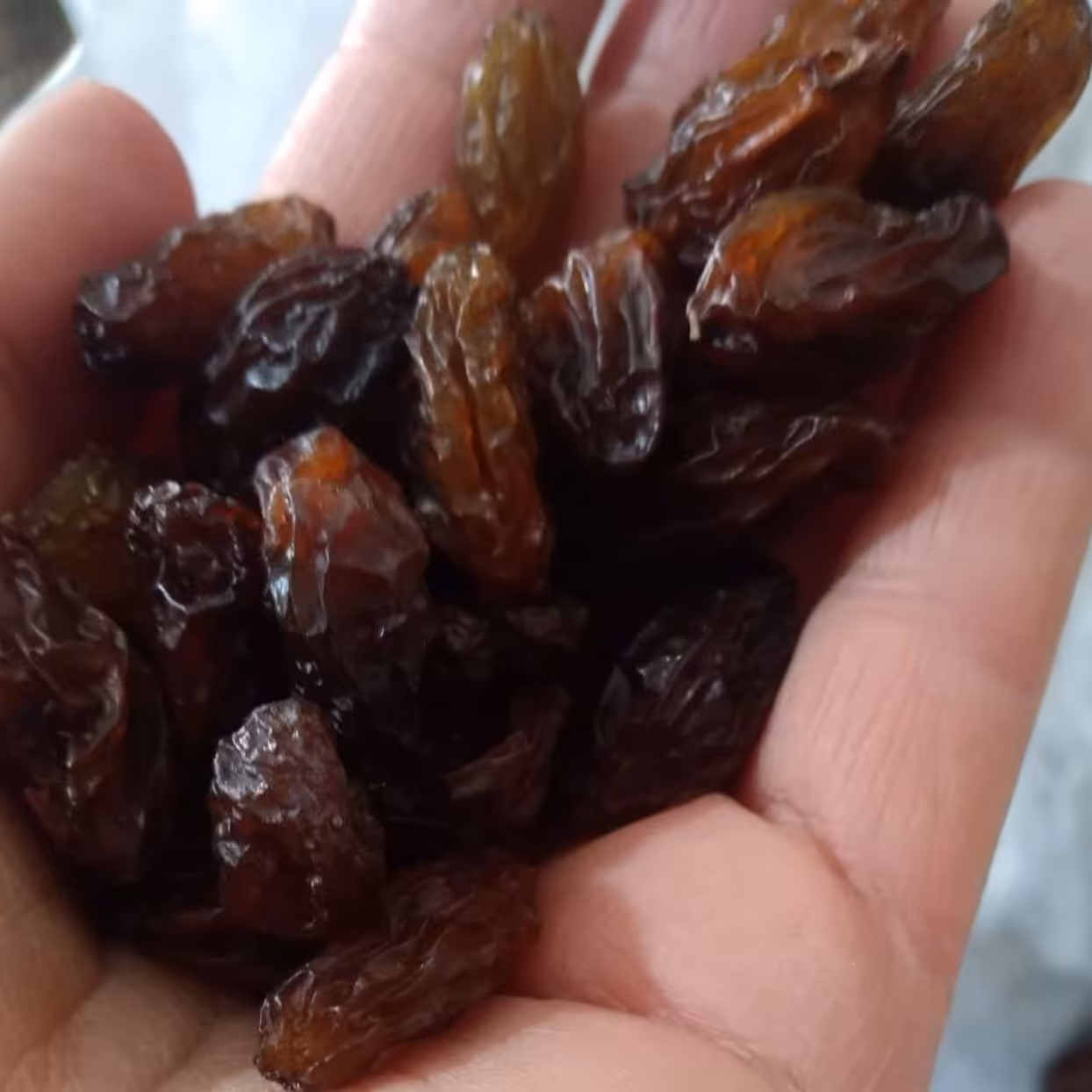 مویز شیرین خشک شده