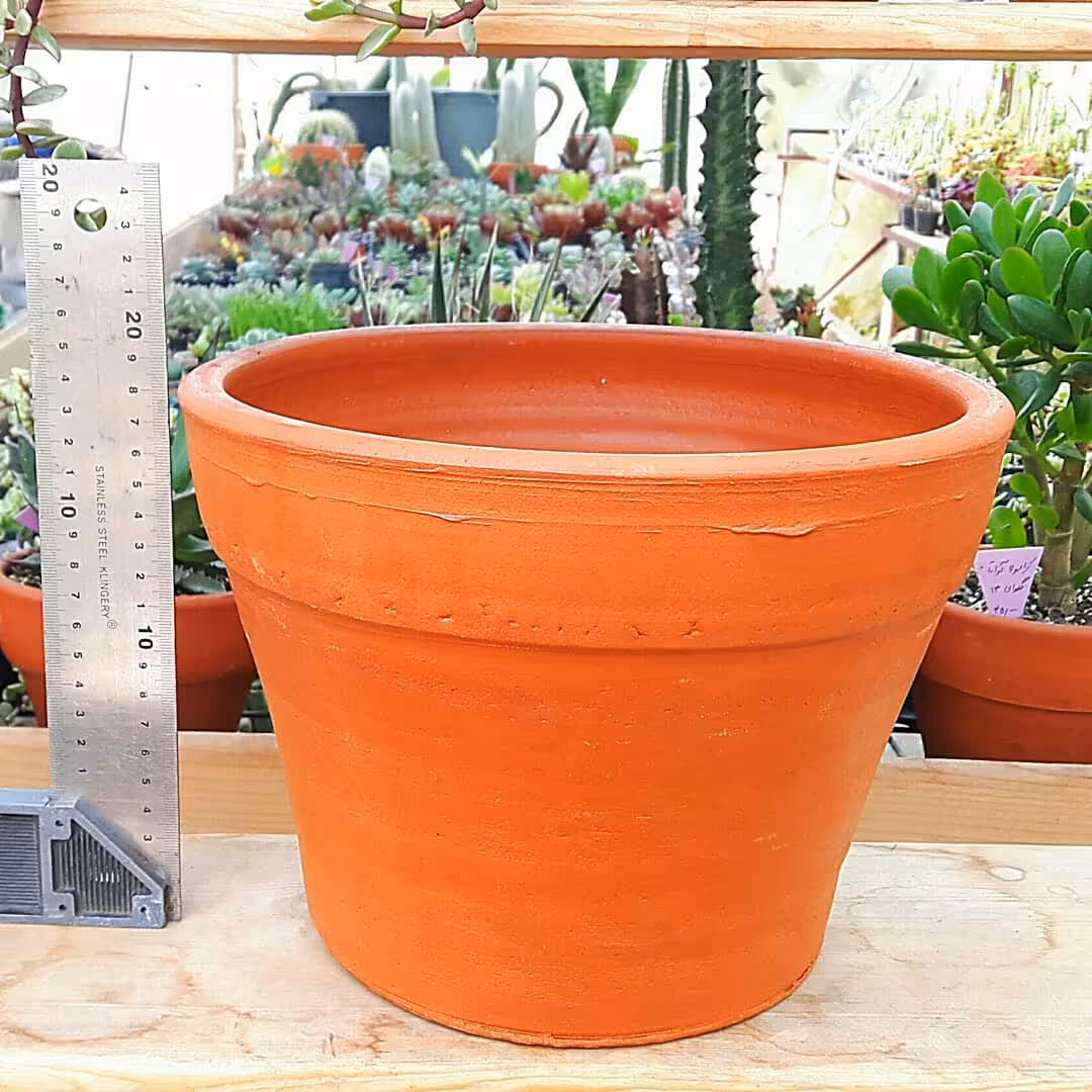 گلدان 25 با ارتفاع 18 سانتیمتر