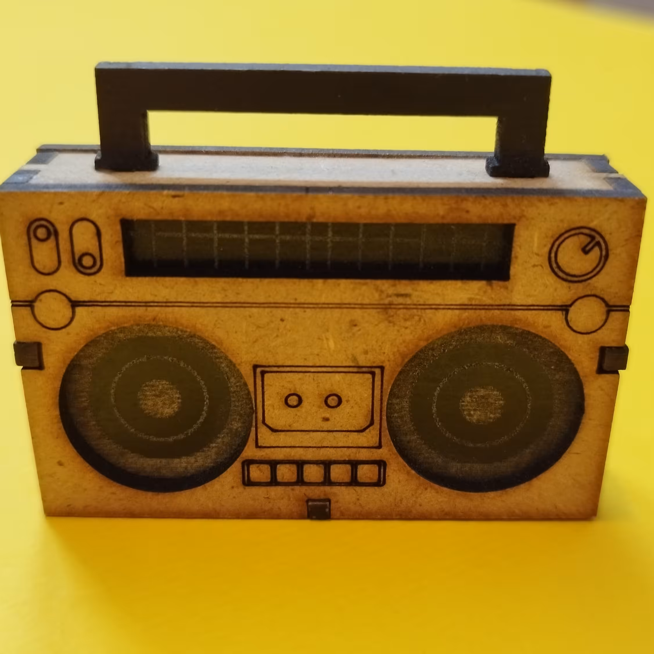 مگنت نوستالژی ضبط صوت چوبی