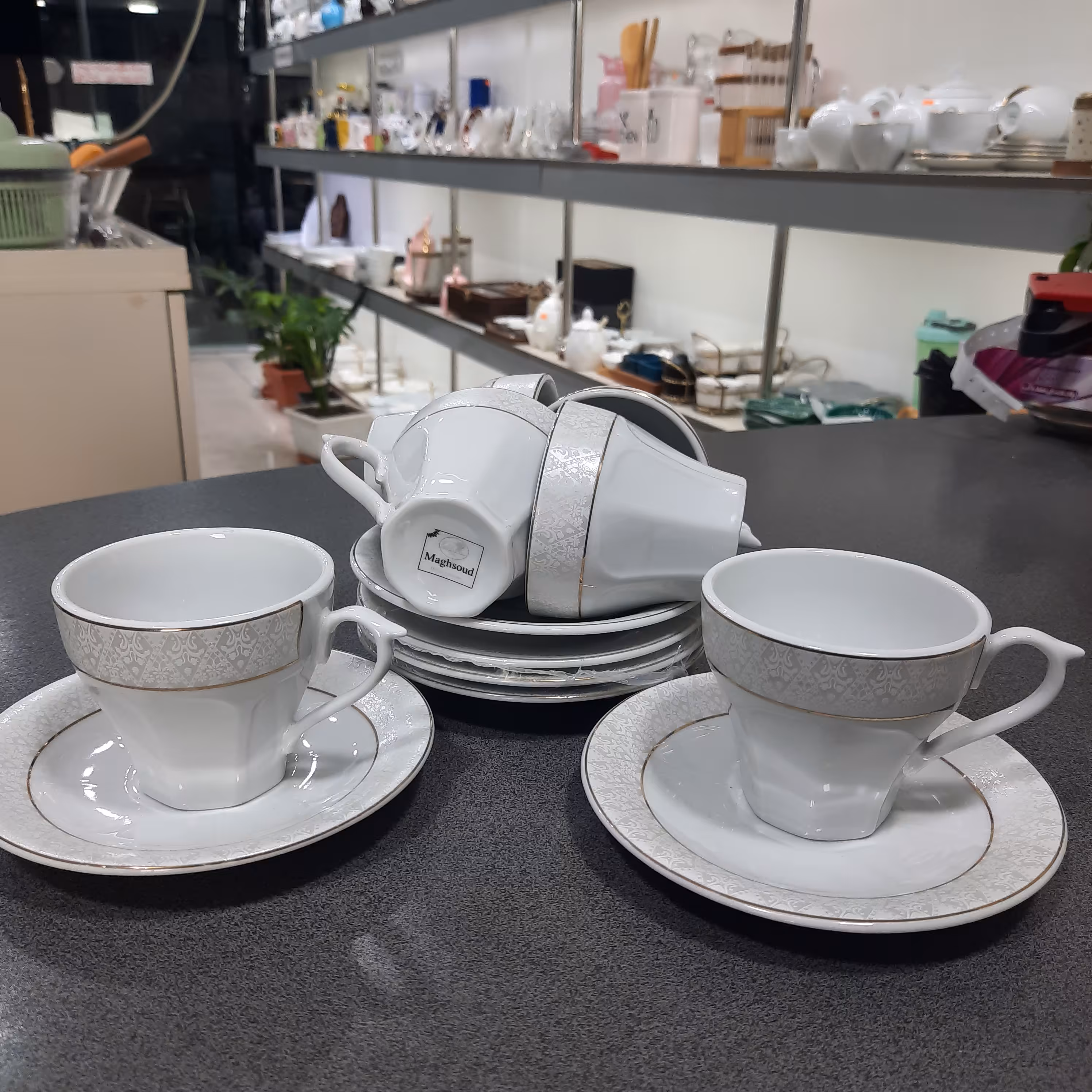 فنجان نعلبکی 12 پارچه چینی مقصود ارسال رایگان