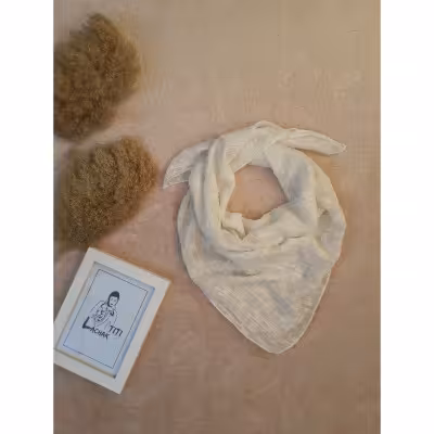 مینی اسکارف سفید طرح دار جنس حریر