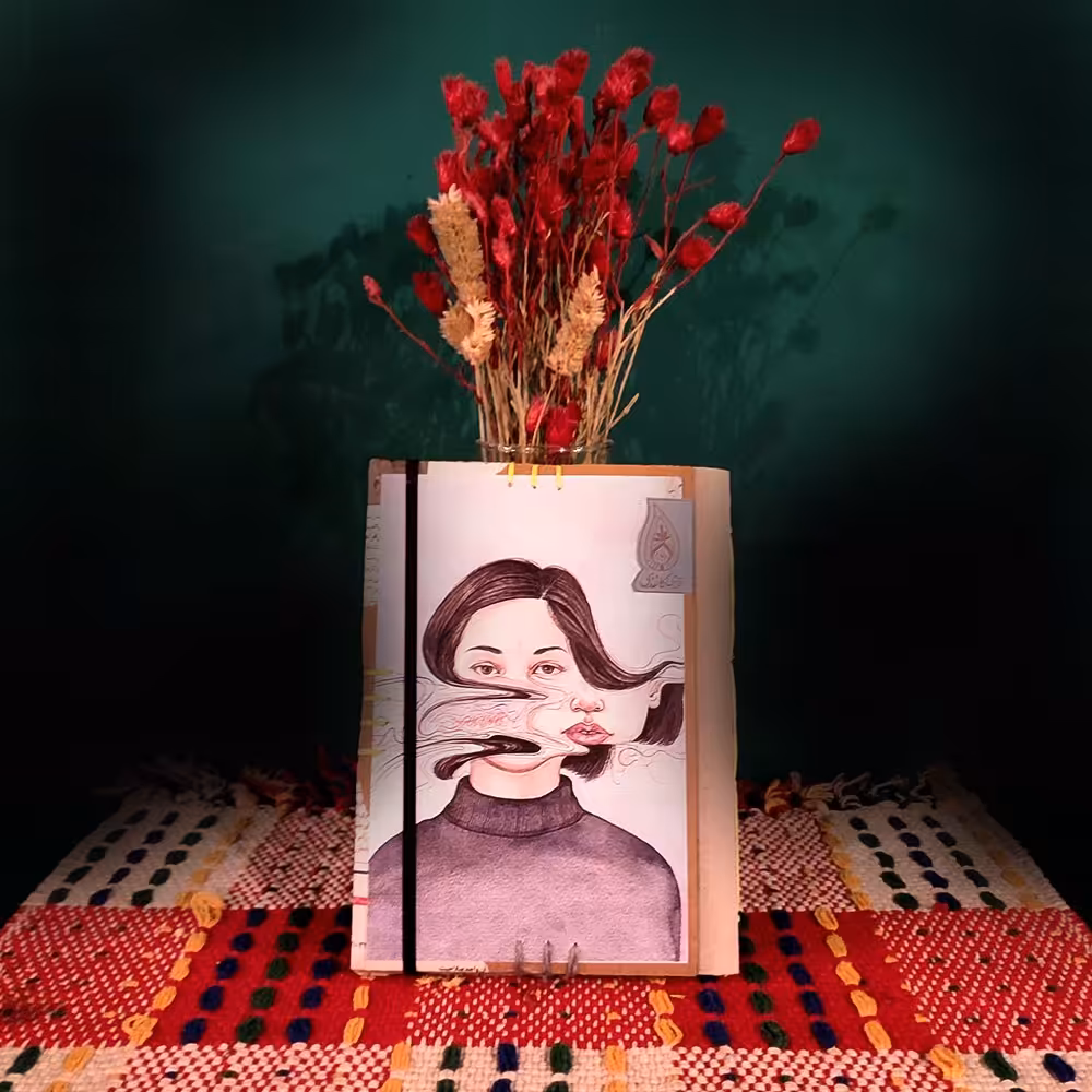 دفتر خاطرات دست ساز آقای کاغذی طرح فرکانس زن (پس کرایه)