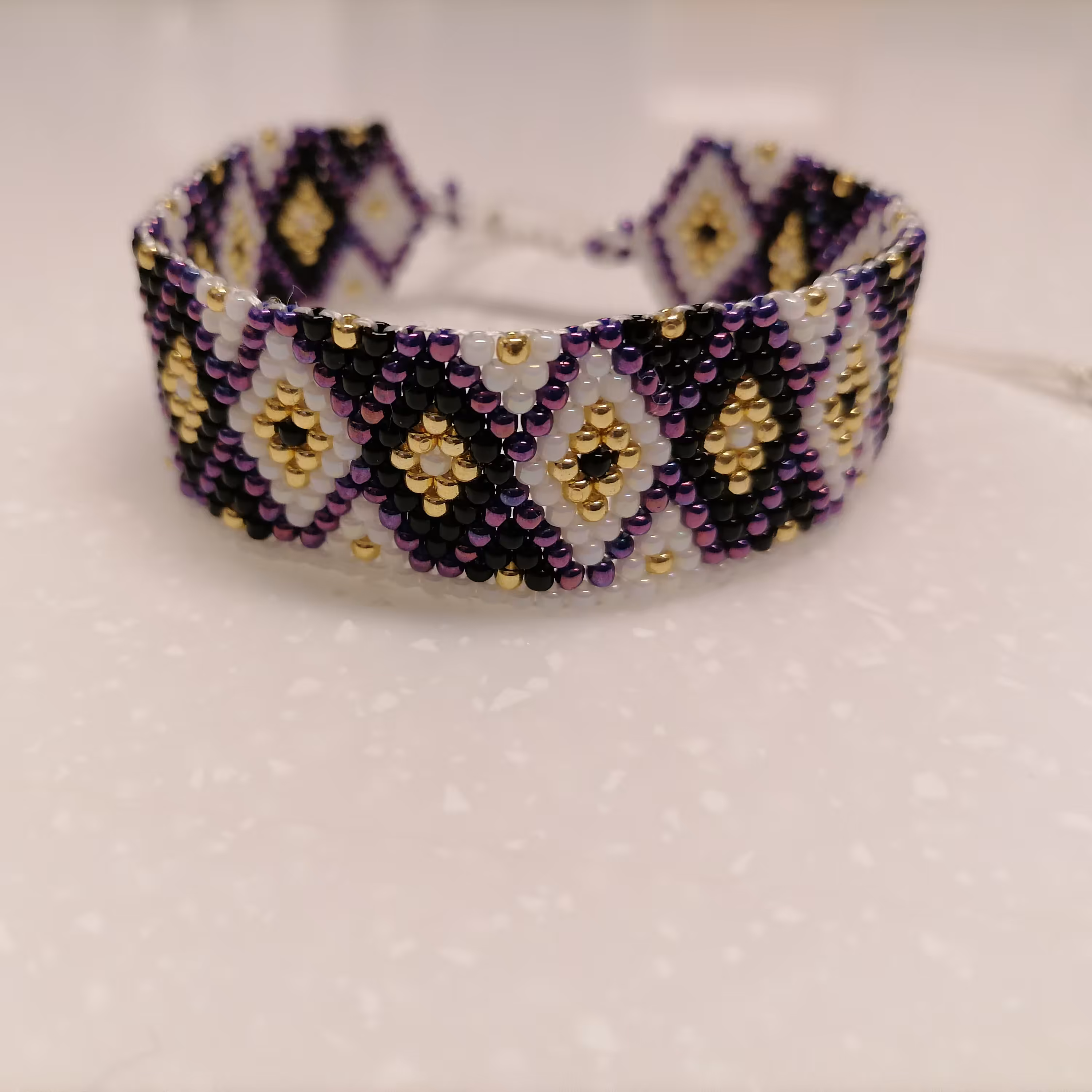 دستبند بنفش