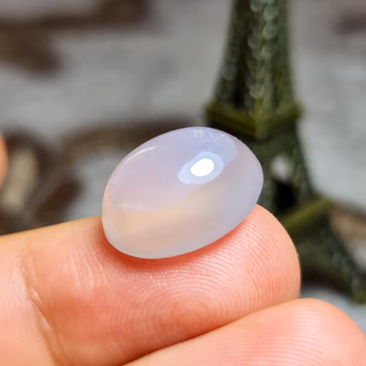  نگین فوق العاده زیبای صد درصد طبیعی عقیق  دو پوست آبدار اصل آفریقایی
کد 24725