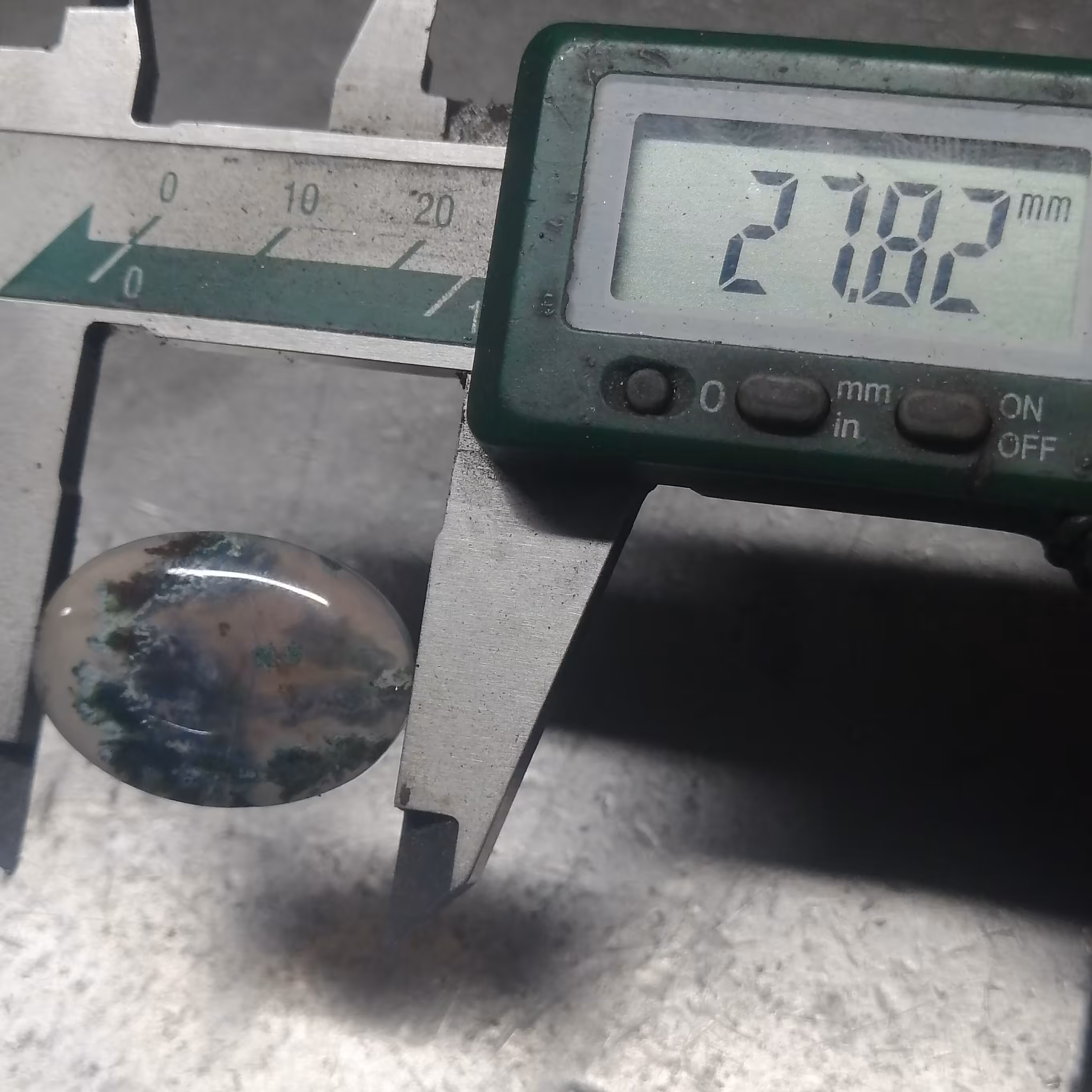 نگین عقیق شجر