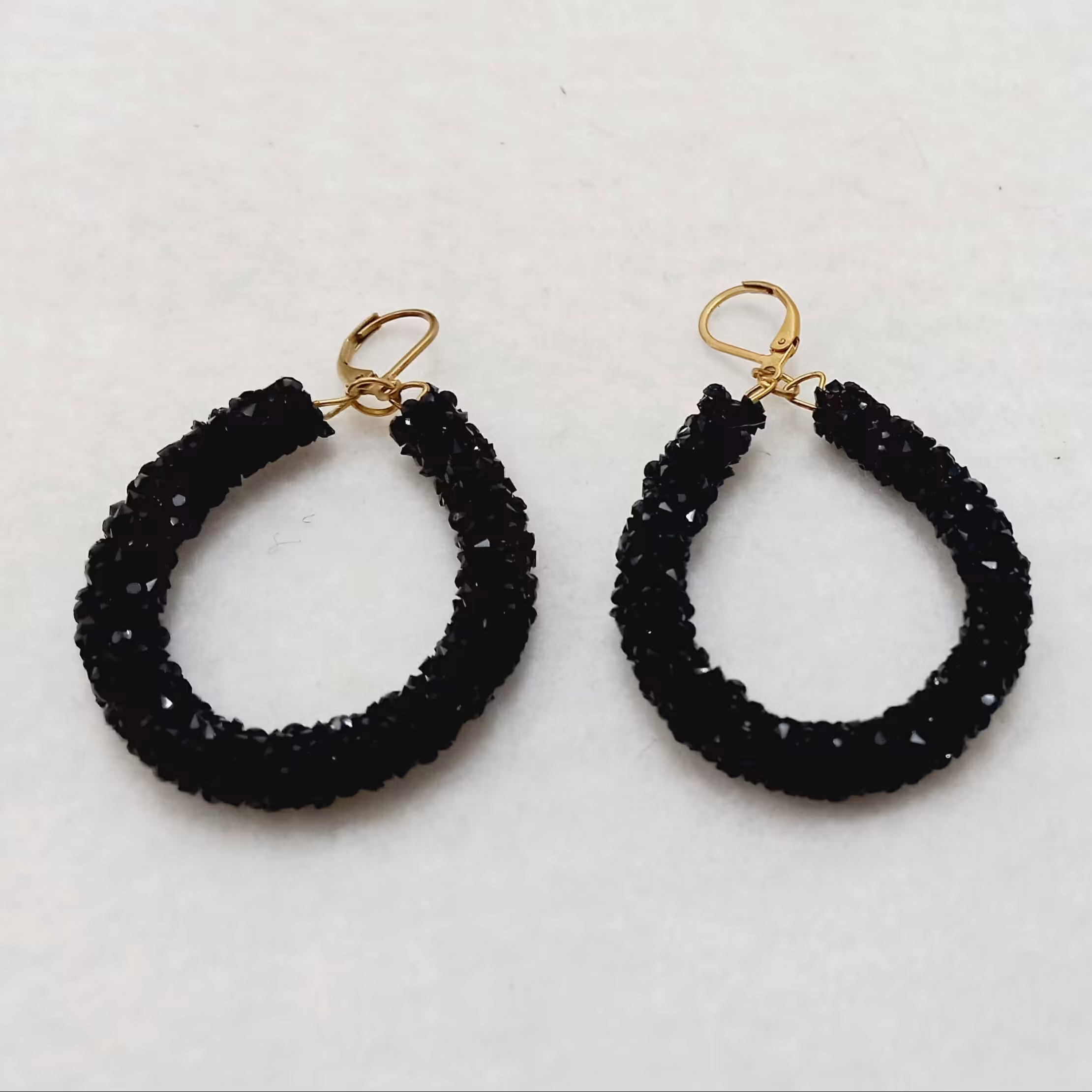 گوشواره سواروسکی  مشکی براق 