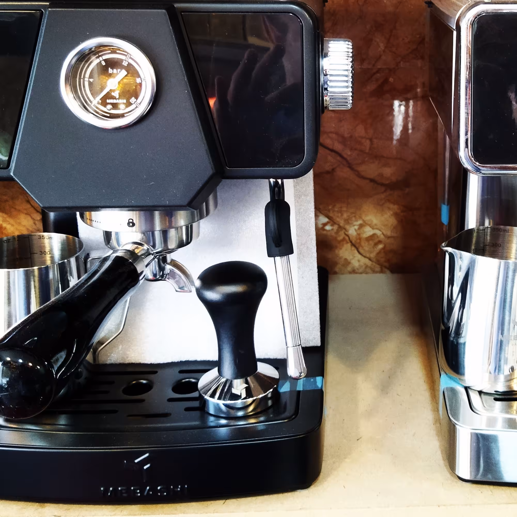 اسپرسو ساز نیمه صنعتی مباشی 2033
