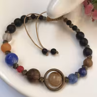 دستبند مدل مریخ  تلفیقی از سنگ های عقیق صندل کوارتز و جاسپر