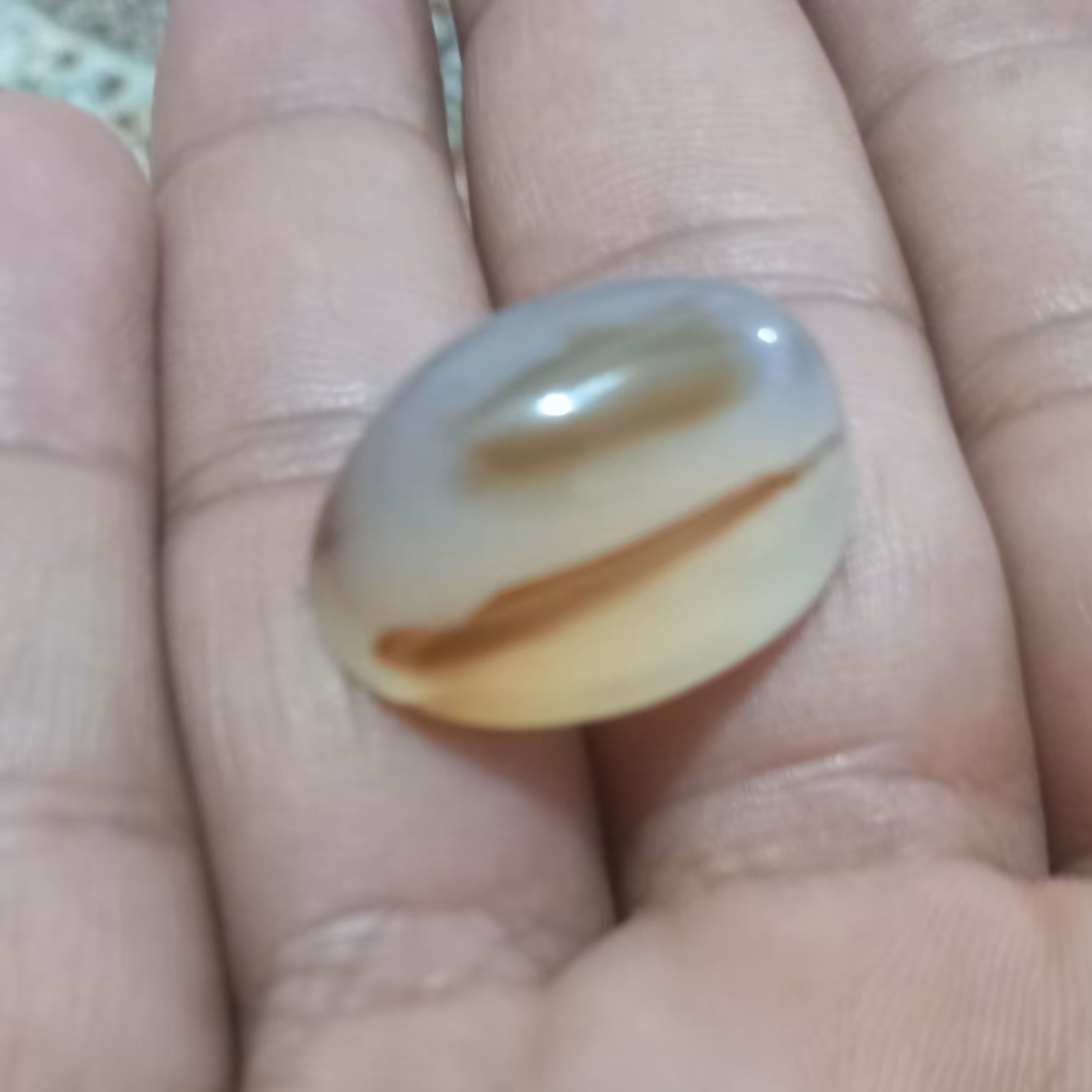 نگین عقیق سفید مصور کد 11