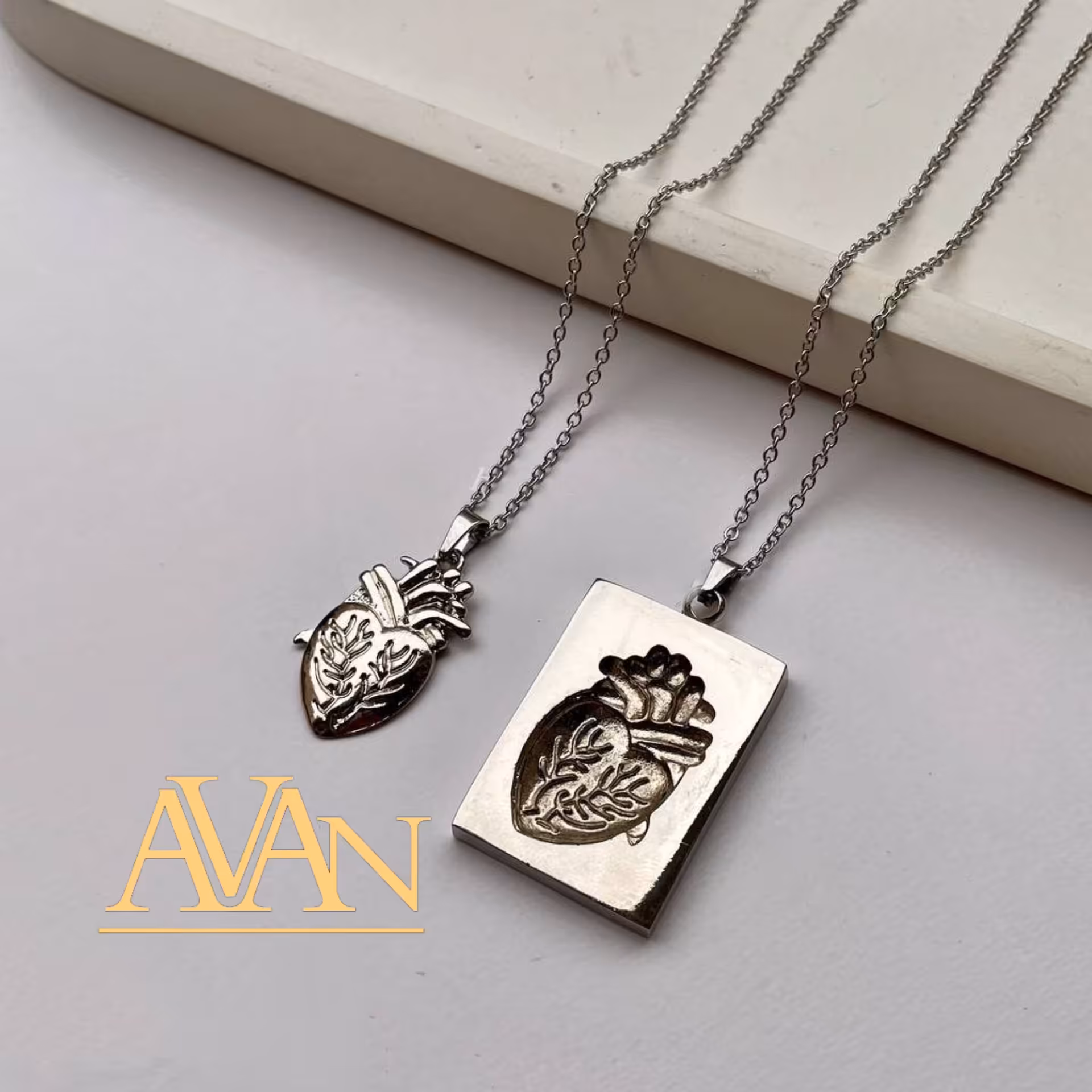 گردنبند ست آناتومی قلب رنگ ثابت باضمانت جنس استیل 