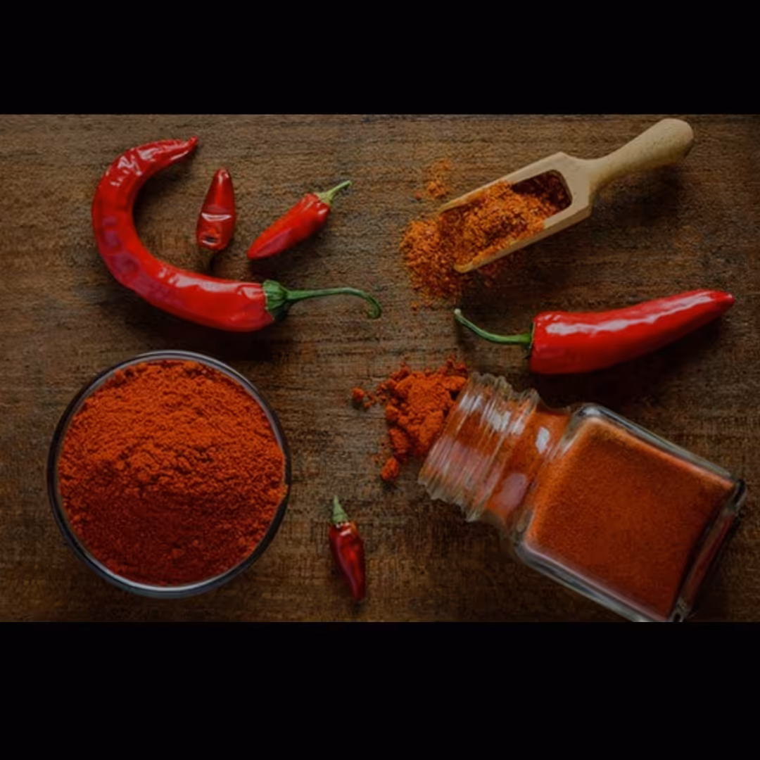 پودر فلفل قرمز درجه یک و ممتاز (کیفیت عالی) عطر و طعم فوق العاده آسیاب روز  500 گرم