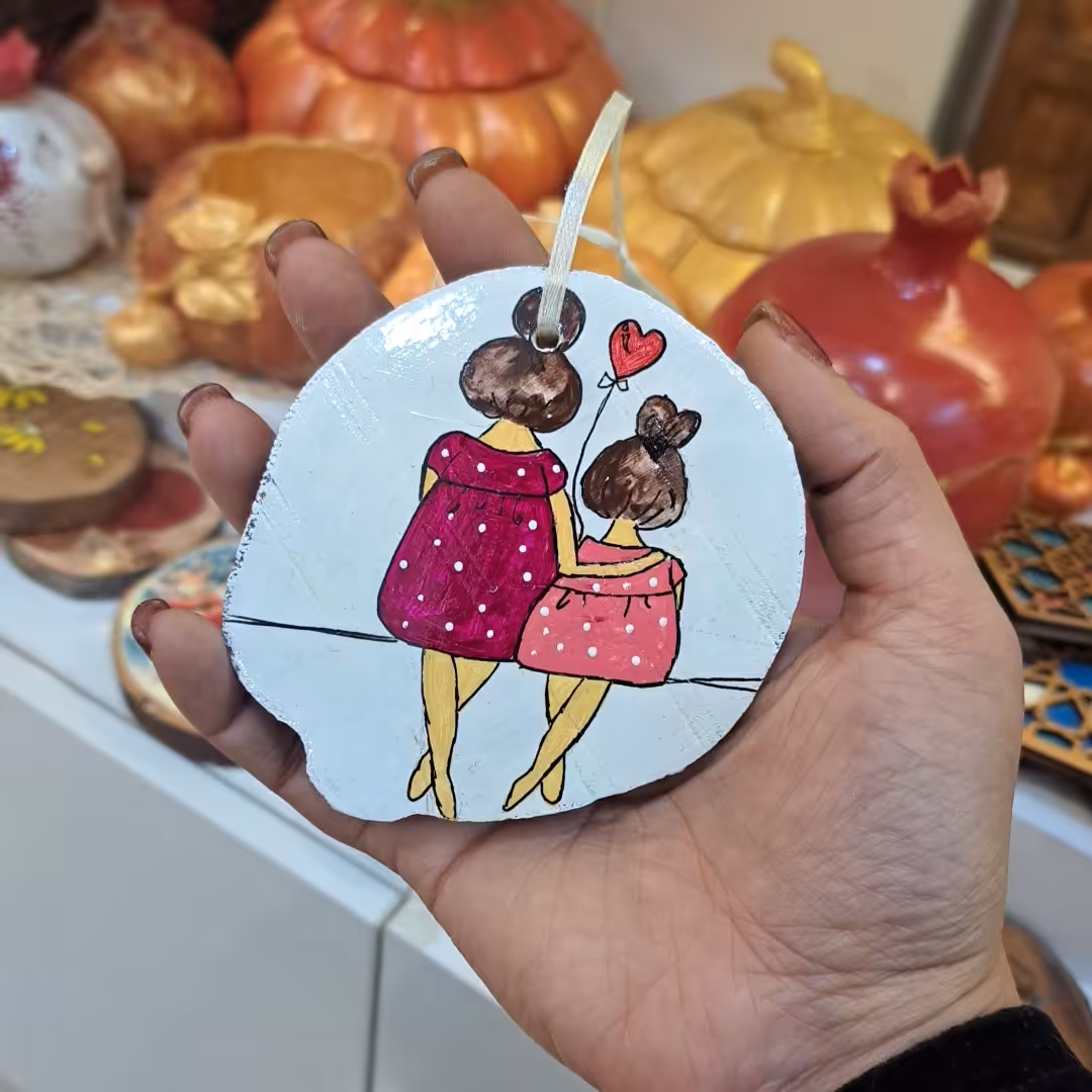 زیرماگی وآویز چوبی مادردختر