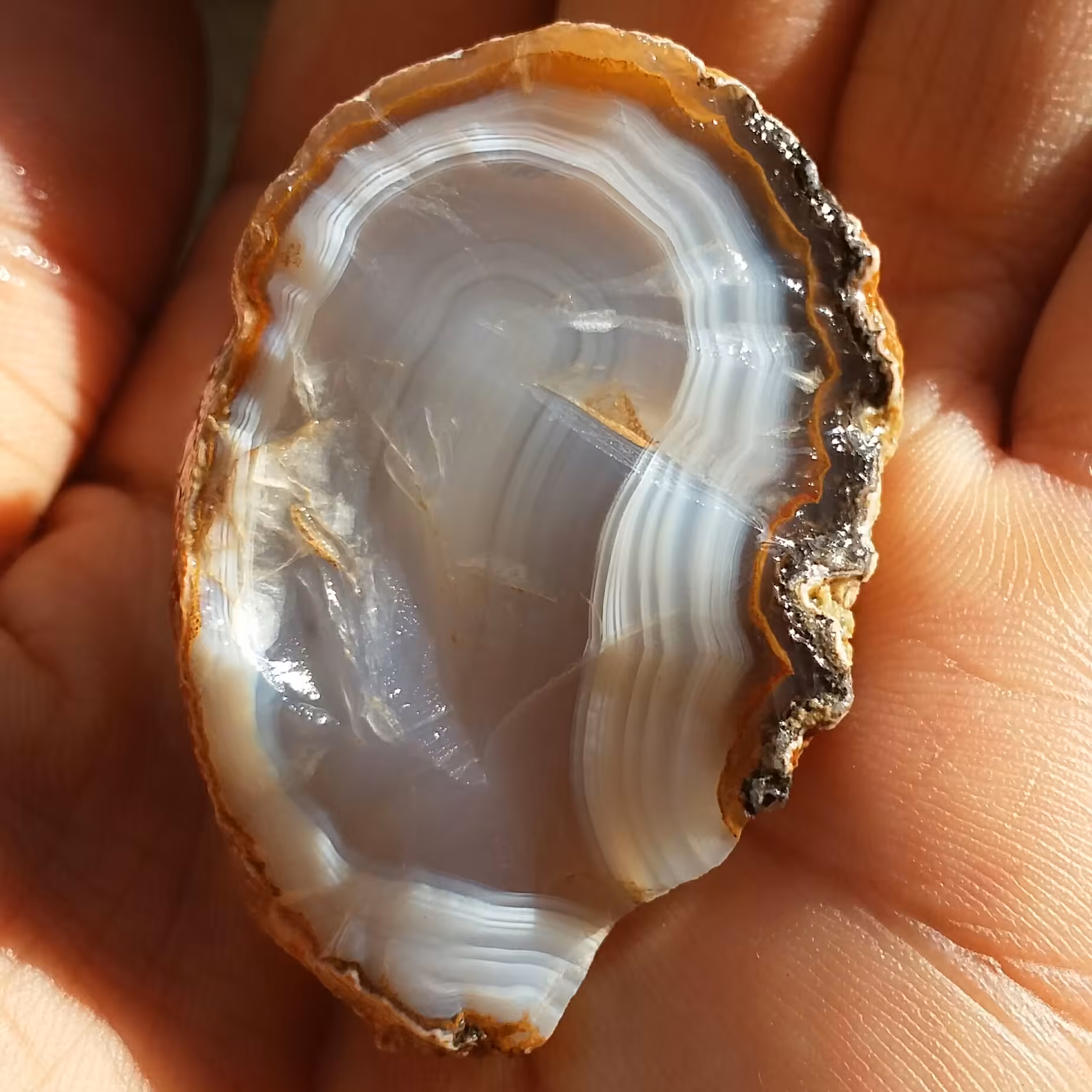 سنگ راف عقیق سلیمانی 3 بعدی رنگی محشر خاااص 100 در صد طبیعی شاهکار خلقت
بی نظیر