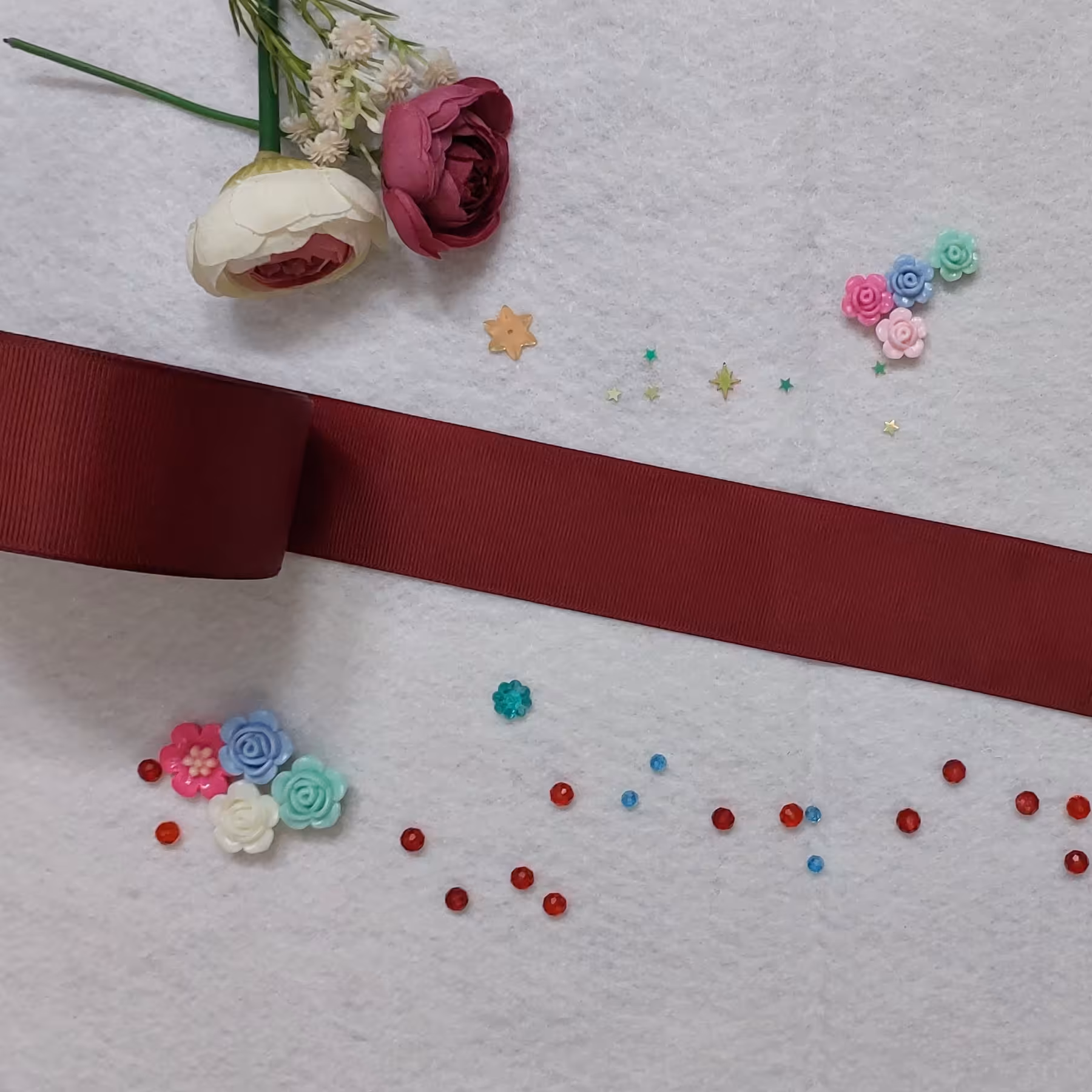 روبان گروگرن ساده چهار سانت زرشکی تیره (کد 4) یک متر ربان گروگن رنگی متری