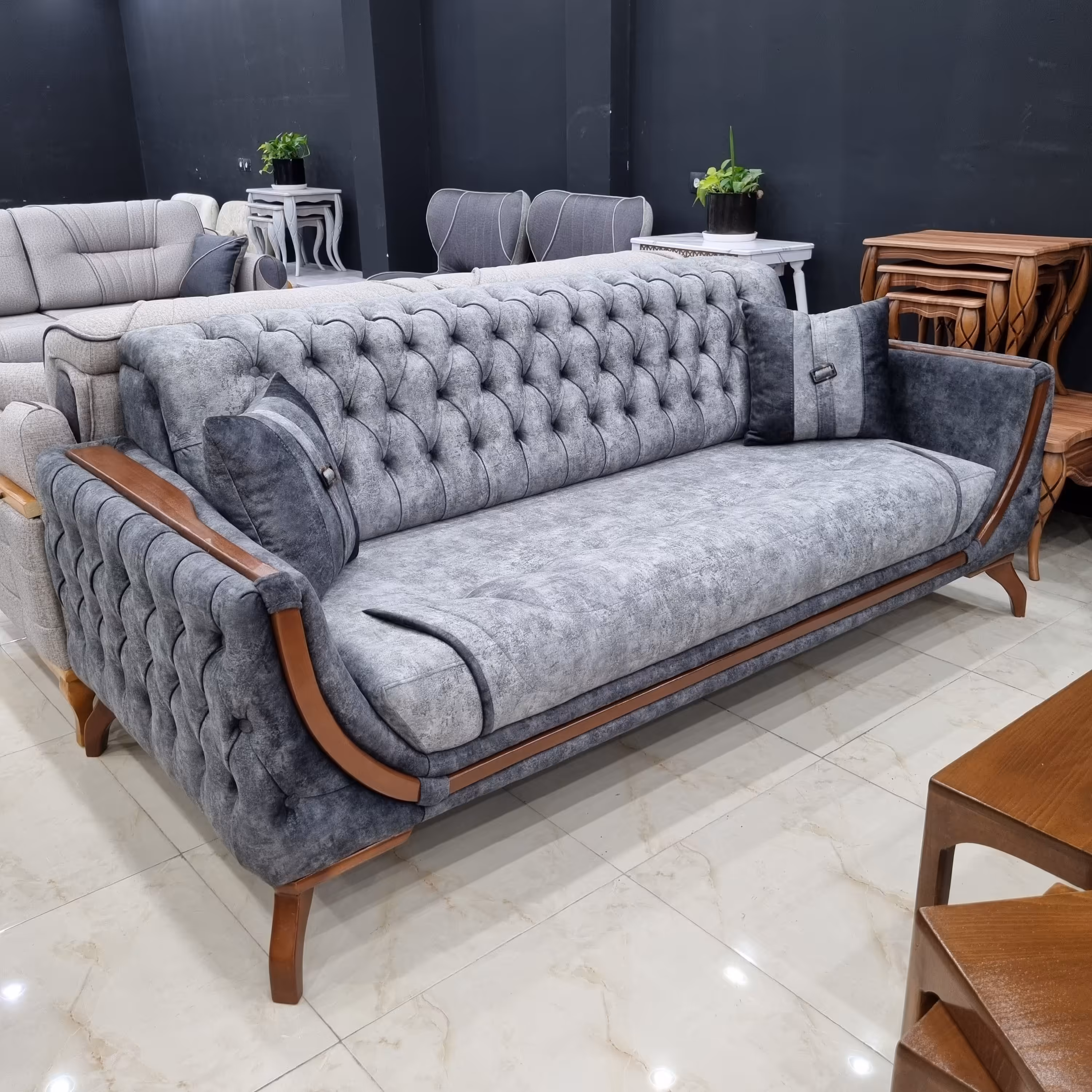 مبل راحتی چستر  تیفا ست هشت نفره (ارسال با باربری و هزینه ارسال بصورت پس کرایه )