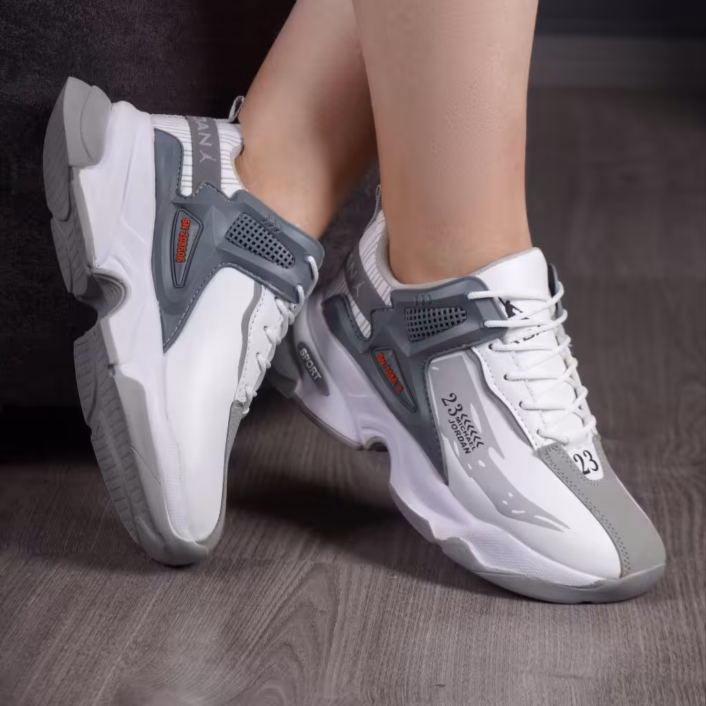 کتونی شیک و جذاب قالب استاندارد زیره پیو سبک و راحت سایزبندی از 37 تا 40