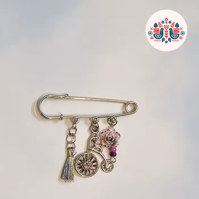  سنجاق اسکاتلندی دوچرخه
