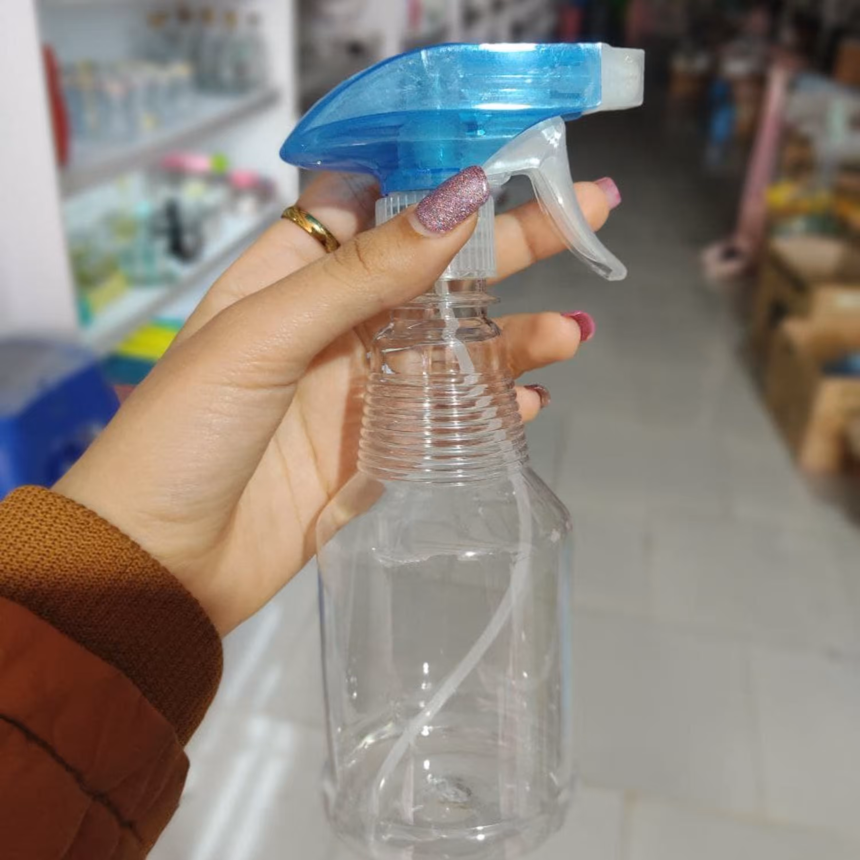 محلول پاش شفاف آب پاش آبپاش