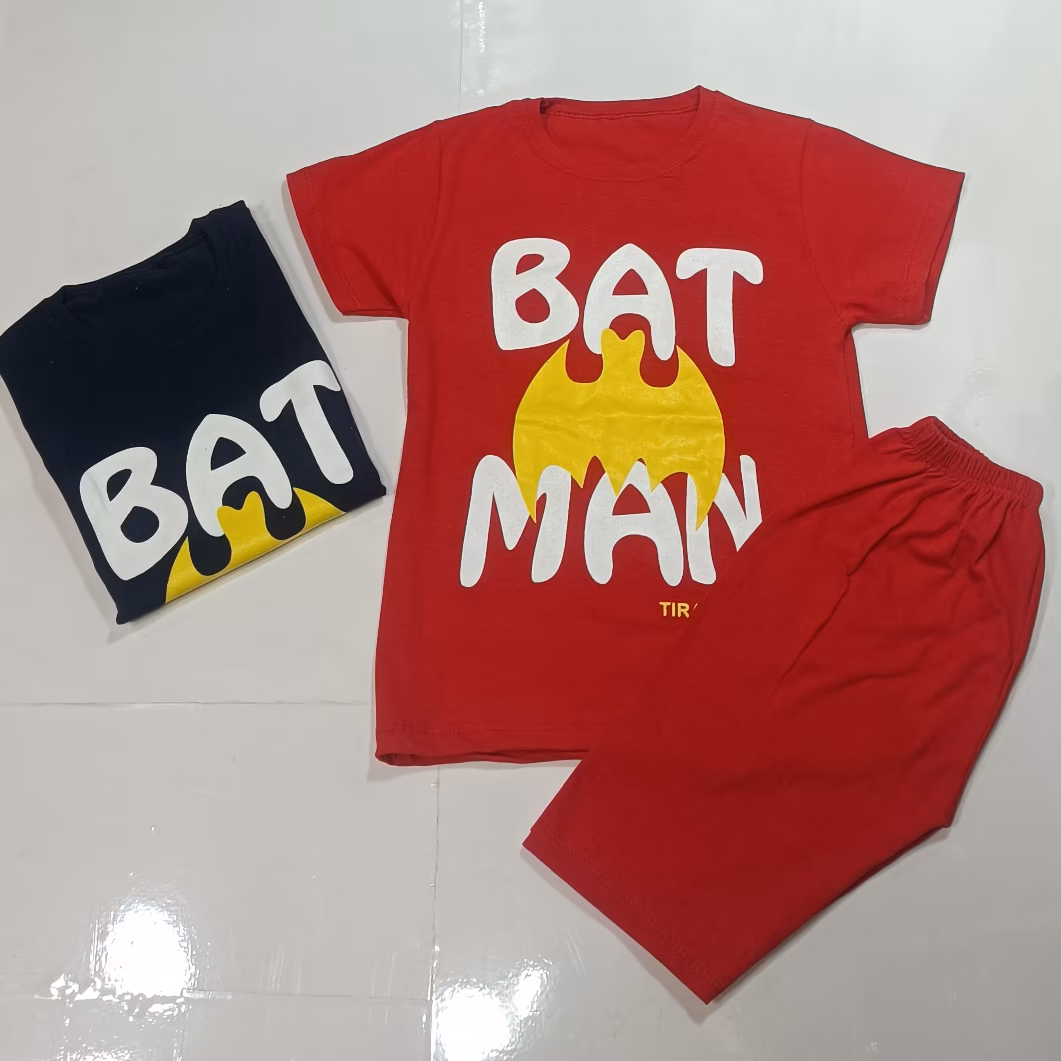 تیشرت و شلوارک طرح  BATMAN
سایز 45-50
مناسب 3سال تا 5 سال
