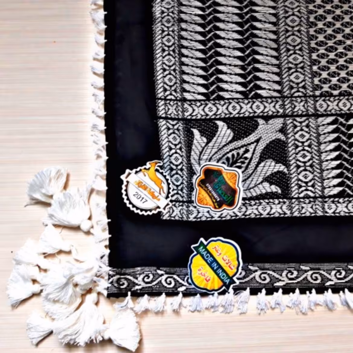 چفیه عمانی اصلی مشکی سفید