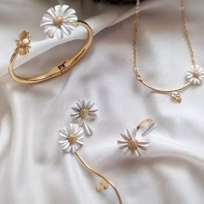 سرویس بابونه بسیار پرطرفدار و پرفروش دوام رنگ عالی