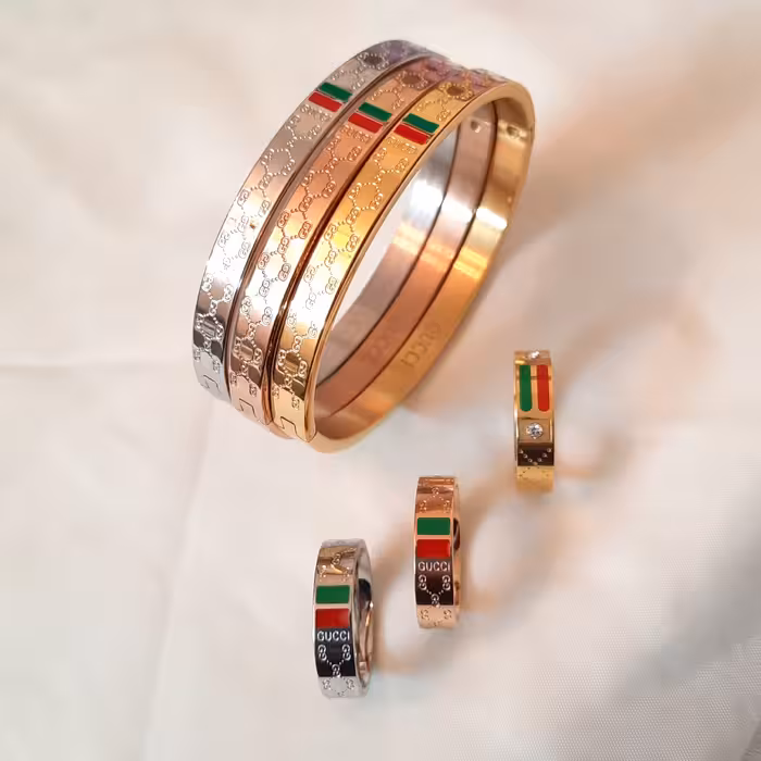 دستبند لویی ویتون طرح کارتیه  (دستبند النگویی) پک سه تایی  در سه رنگ طلایی رزگلد و سفید فروش فقط سه تایی  از شانی گالری