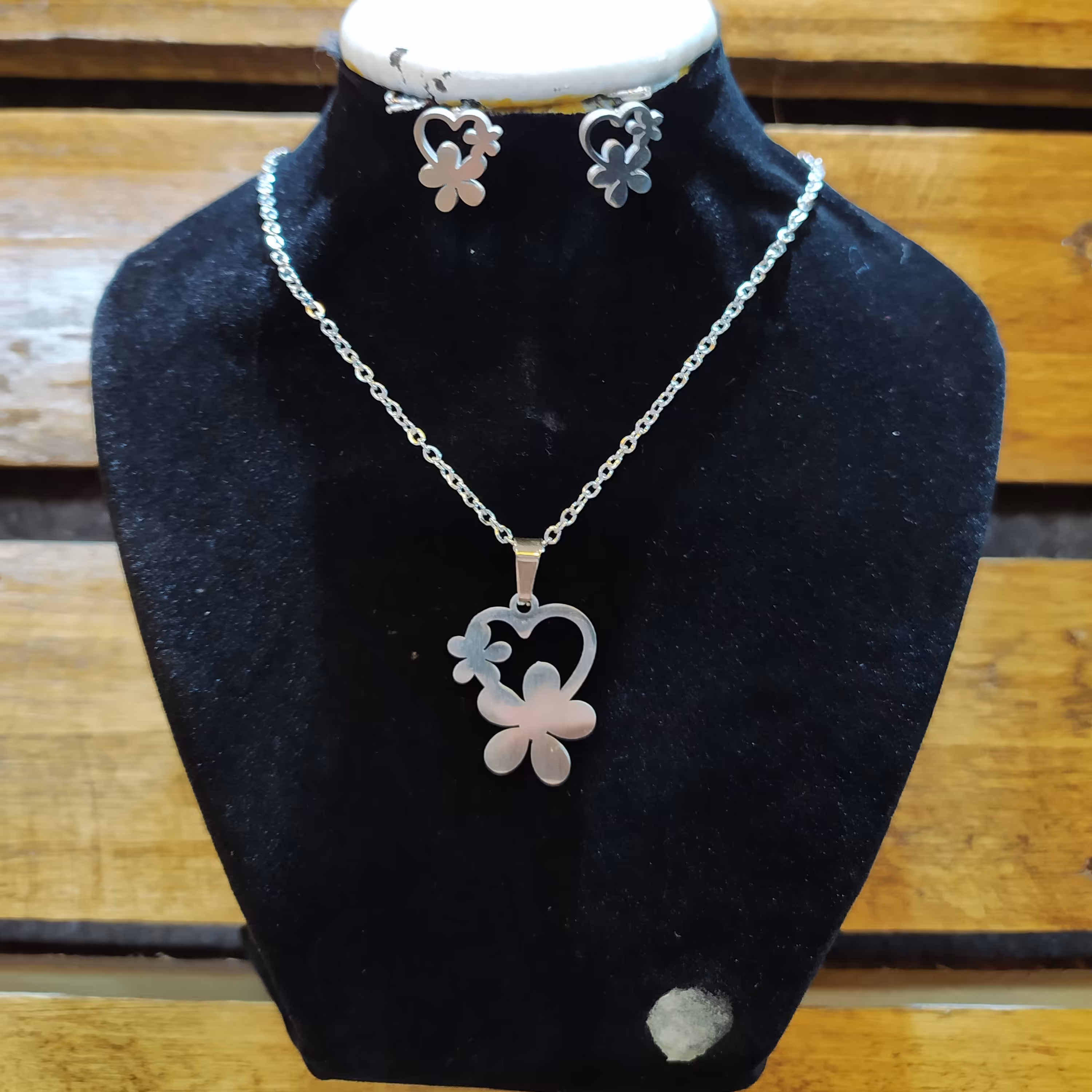 نیم ست استیل رنگ ثابت و ضد حساسیت با طراحی شیک و جذاب ، طرح پروانه ای